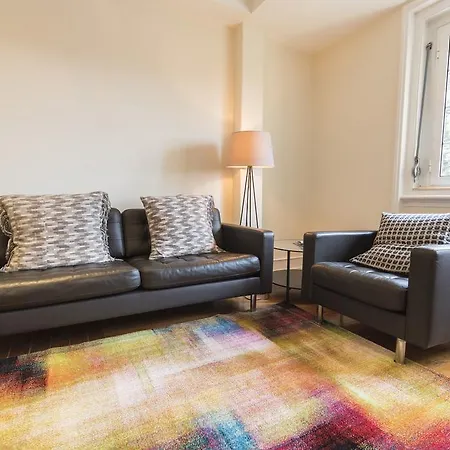 Apartamento Lovelystay - Typical Graca For Six *