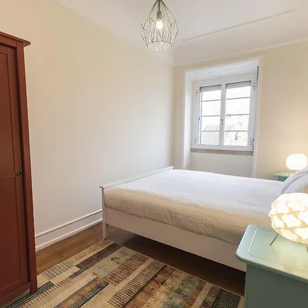 Apartment Lovelystay - Typical Graca For Six Lisbon