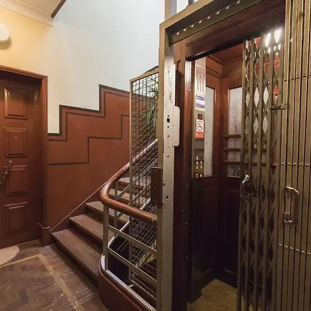 Apartment Lovelystay - Typical Graca For Six