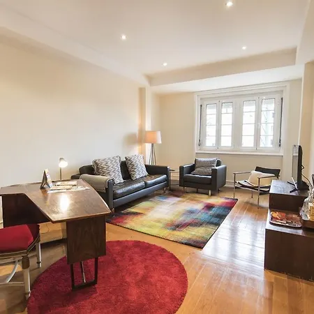 Lovelystay - Typical Graca For Six *